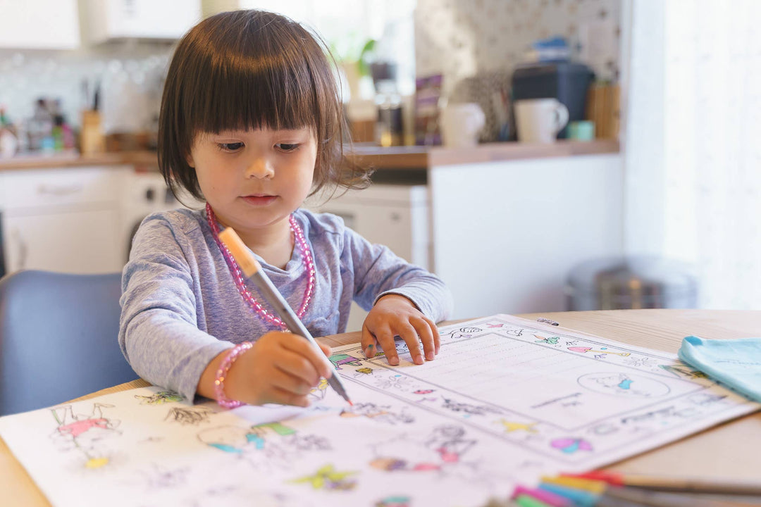 Peter Rabbit™ Placemat to Go - Colouring Craft Kit