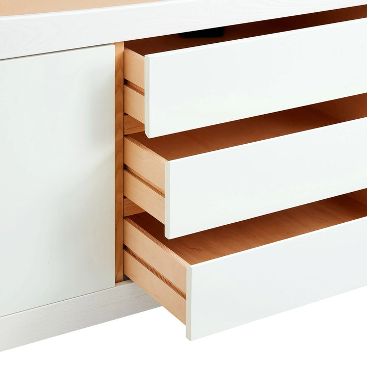 Hera Dresser