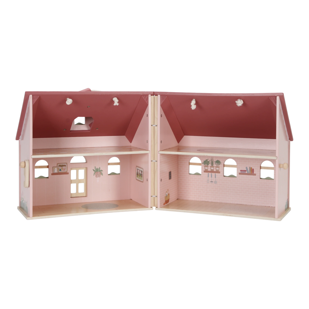 Wooden dollhouse small FSC